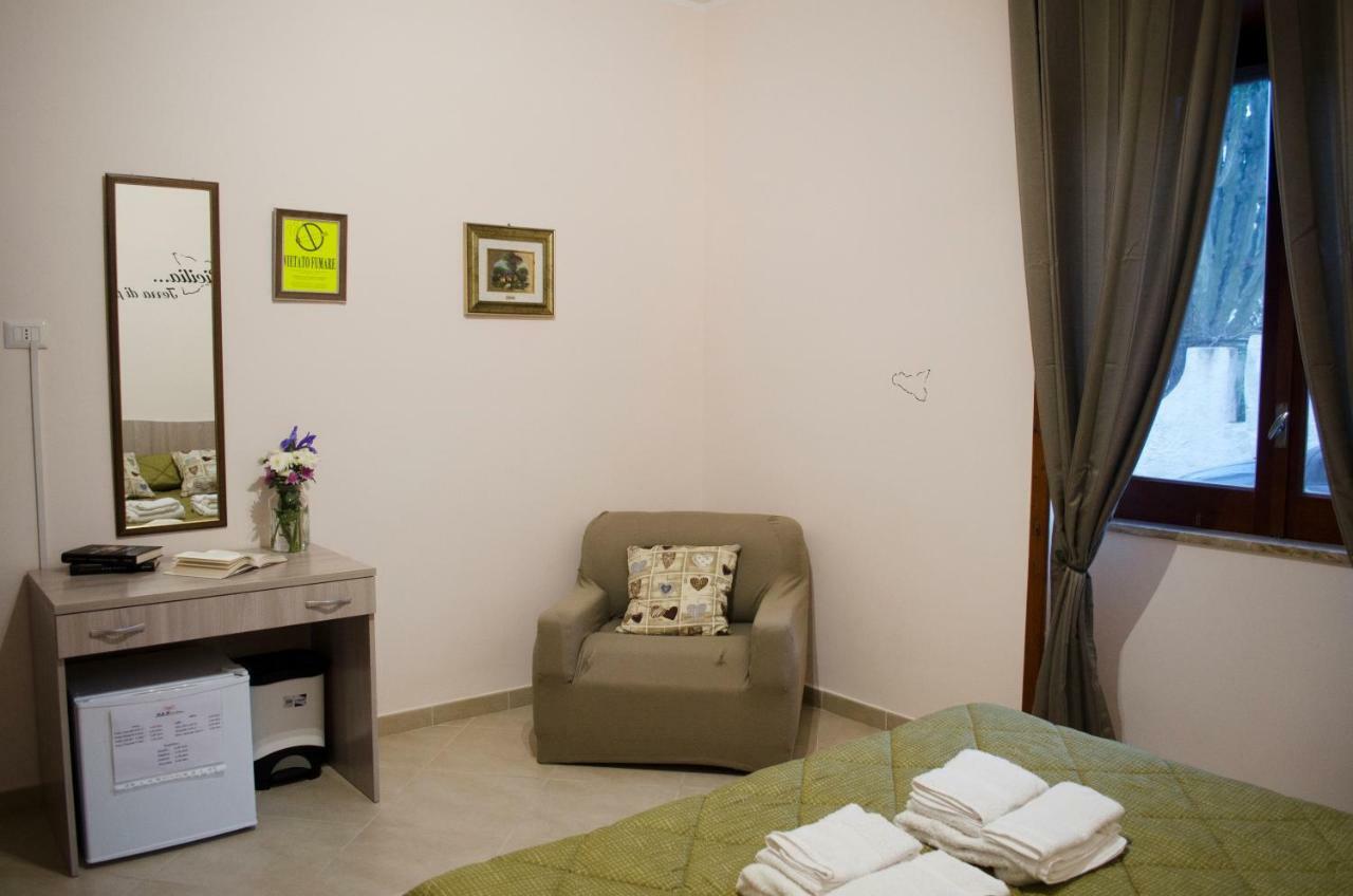 B&B Al Pilone Messina Exterior foto